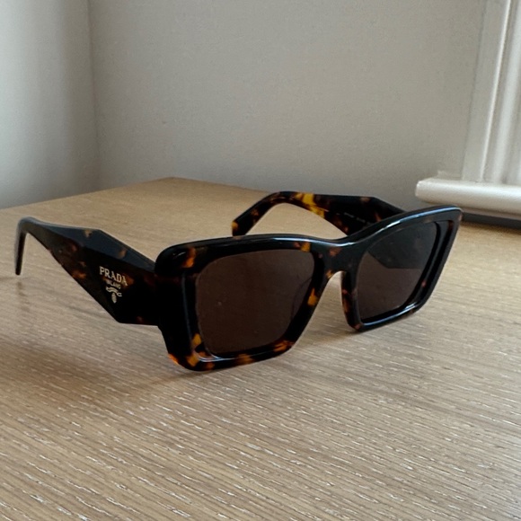 Prada PR 08YS Brown Tortoise Sunglasses - Picture 1 of 7